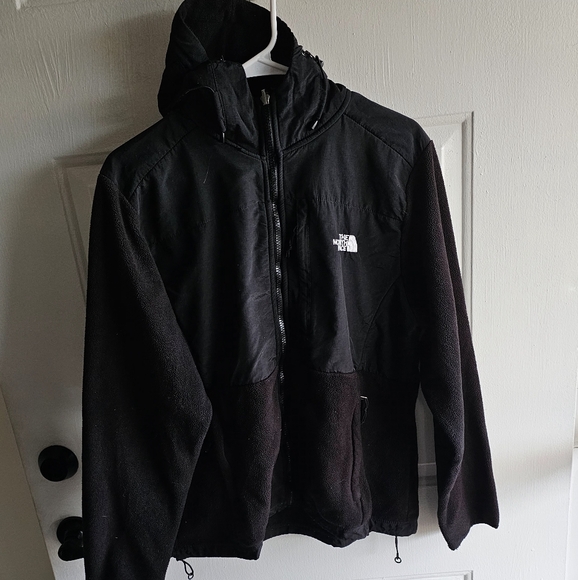 The Northface Denali hooded jacket size xlarge Look At All Pics Before Purchase. - Picture 3 of 14
